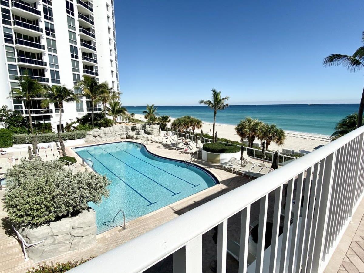 Trump International Resort By Zen Vacation Rentals Μαϊάμι Μπιτς Εξωτερικό φωτογραφία